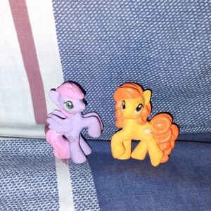 My Little Pony Purple and Orange Figurine Set